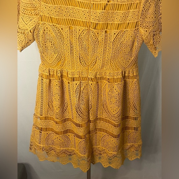 Mustard Piper & Scoot Dress size large - Picture 9 of 10